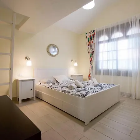 Appartement Book Jet - Premium Pool View & Wifi