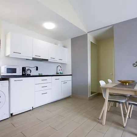 Book Jet - Premium Pool View & Wifi דירה קוסטה קלמה