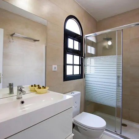 דירה Book Jet - Premium Pool View & Wifi קוסטה קלמה